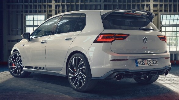 Eighth-gen VW Golf Clubsport premieres, with FWD, 300PS and Nurburgring-specific driving mode