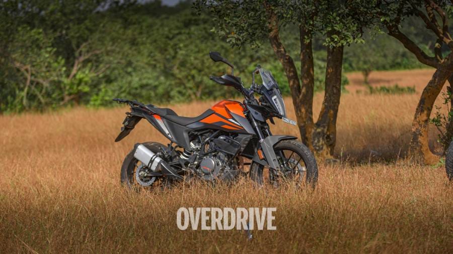 Two-wheeler manufacturers extend validity periods during lockdown in India