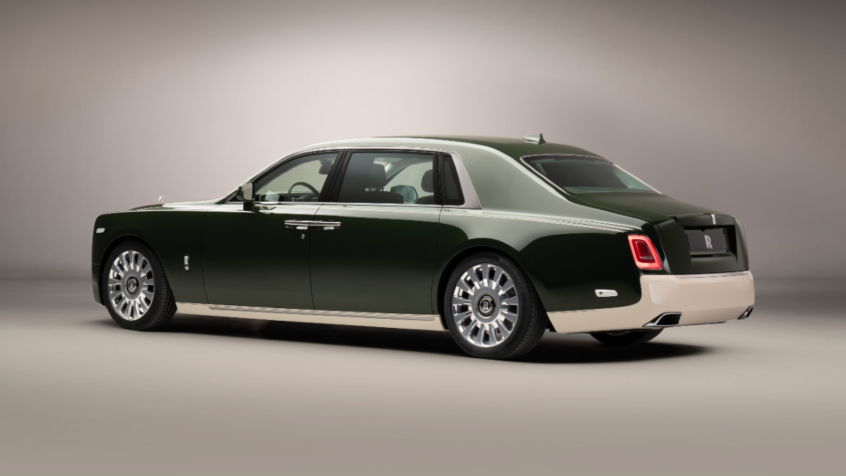 Private air travel-themed Rolls-Royce Phantom Oribe revealed
