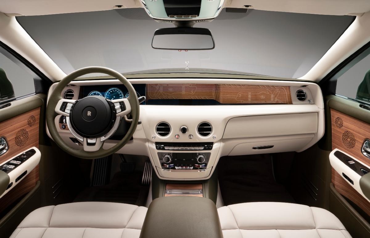 Private air travel-themed Rolls-Royce Phantom Oribe revealed