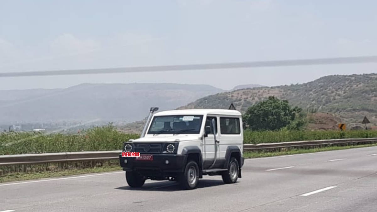 2021 Force Gurkha BS6 spy image front