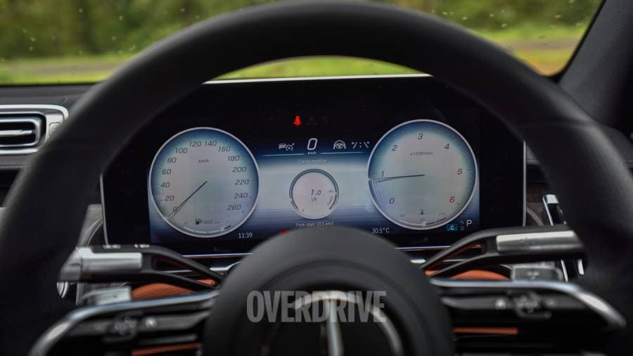 2021 Mercedes-Benz S-Class review interior #D instrument cluster