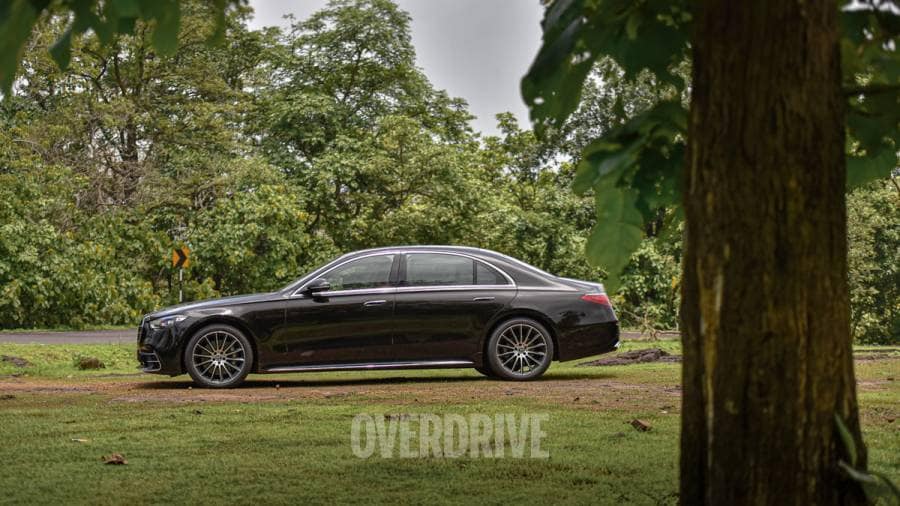 2021 Mercedes-Benz S-Class review exterior profile wheelbase