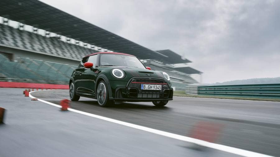 Mini India launches the 2021 Mini 3-door, Convertible and JCW, prices start from Rs 38 lakh