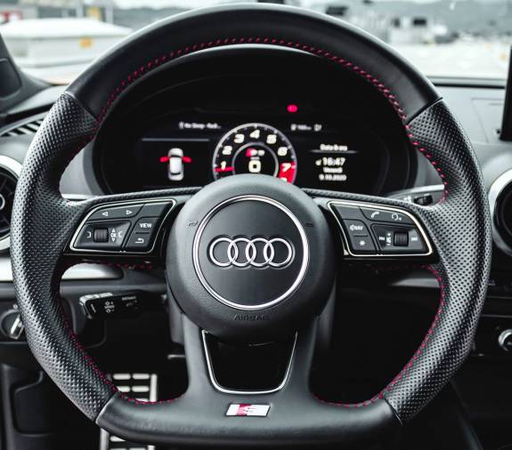 Modern day steering wheels are multifunctional, whereas earlier ones have purity of purpose and only steer a car. Which is your type?