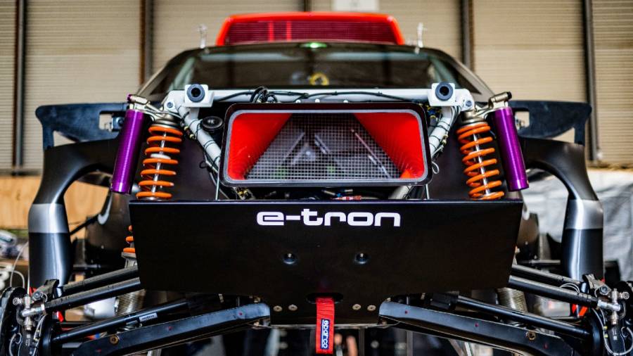 Audi RS Q e-tron aims to take on the Dakar with an electrified drivetrain