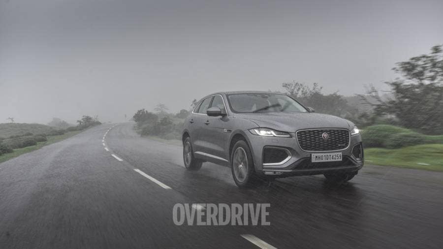 2021 Jaguar F-Pace exterior dynamic front