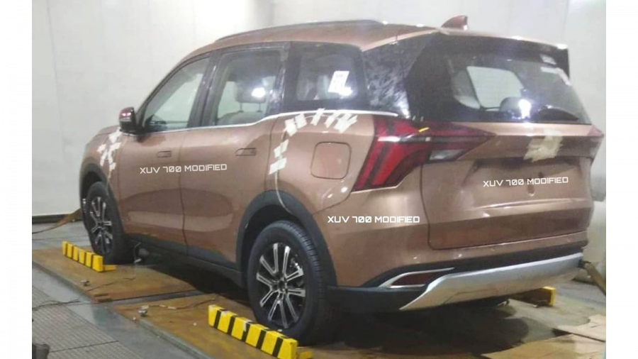Production-spec Mahindra XUV700 leaked ahead of launch, interior teased