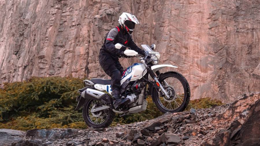 Hero XPulse 200 4V launched at Rs 1.28 lakh