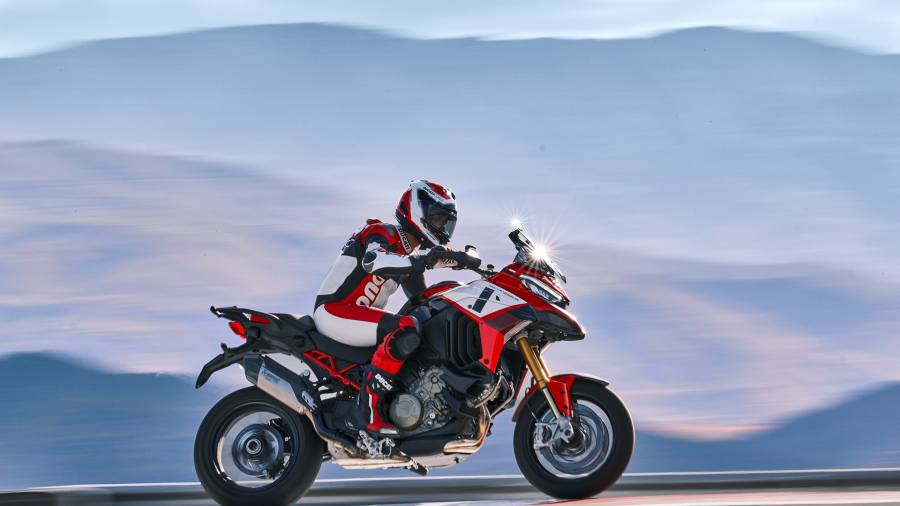 2022 Ducati Multistrada V4 Pikes Peak unveiled