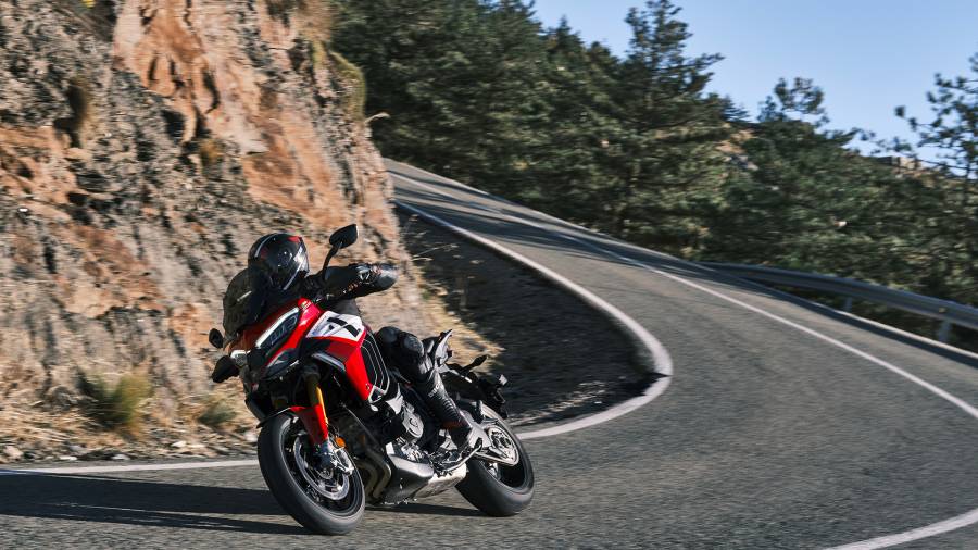 2022 Ducati Multistrada V4 Pikes Peak unveiled