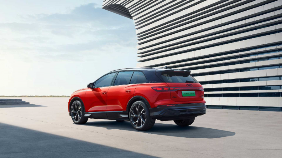 Audi unveil the Q5 e-tron in China