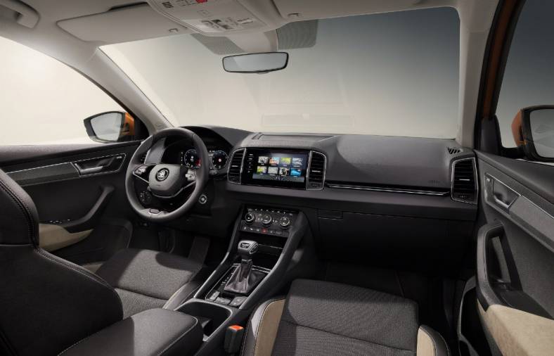 2022 Skoda Karoq facelift debuts internationally Skoda Karoq facelift 2022 interior front