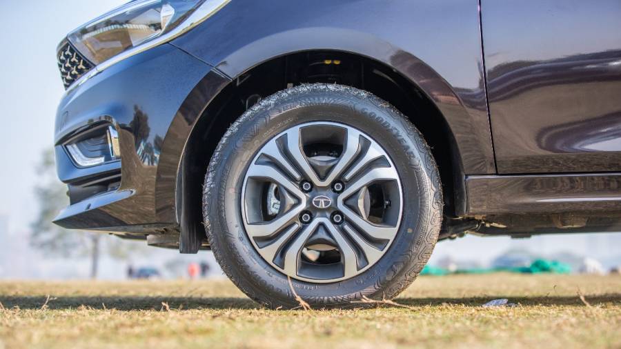 2022 Tata Tiago iCNG road test review