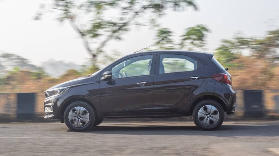 2022 Tata Tiago iCNG road test review