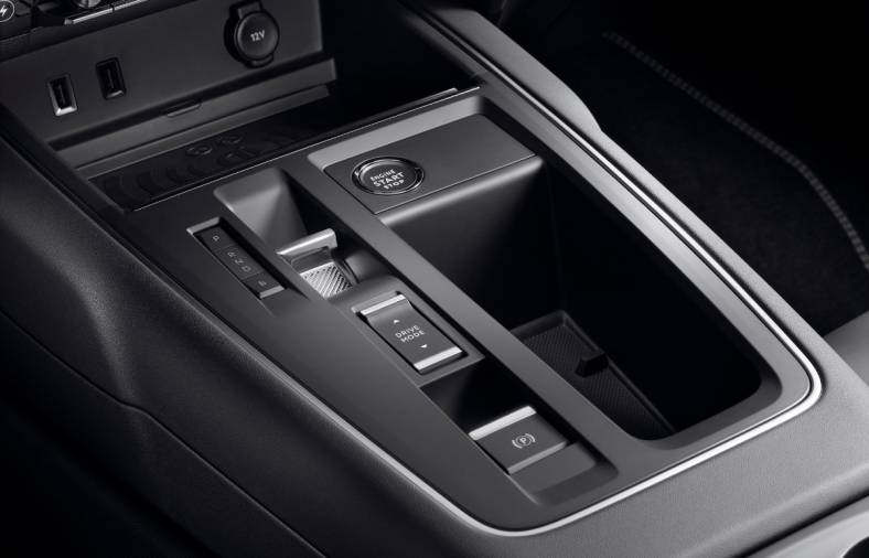 2022 Citroen C5 Aircross facelift unveiled internationally, new styling and more features 2022 citroen c5 aircross facelift interior centre console