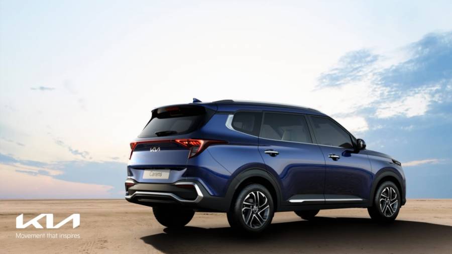 2022 Kia Carens exterior rear