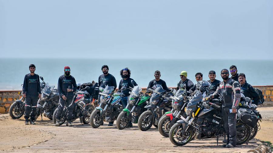 It's salt good - a 1500+km tour to Kutch with the Bajaj Dominar 400