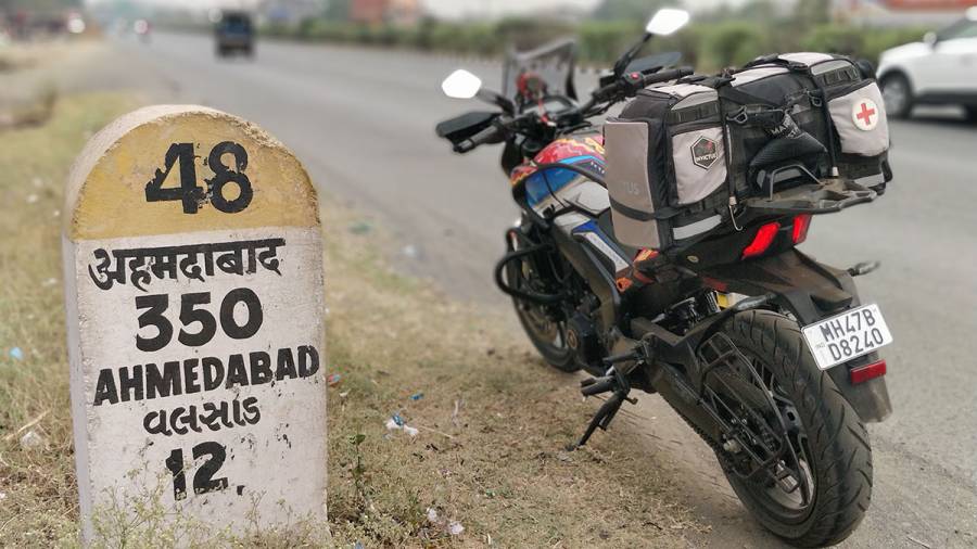 It's salt good - a 1500+km tour to Kutch with the Bajaj Dominar 400
