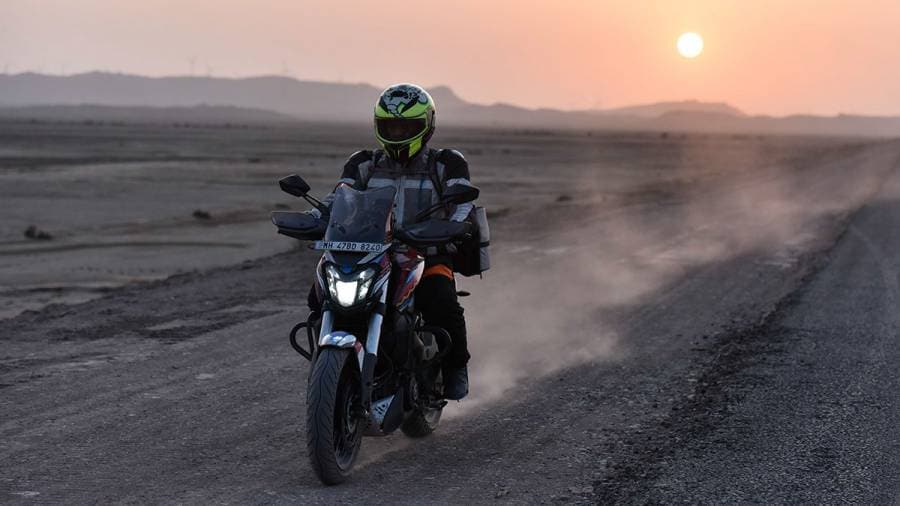 It's salt good - a 1500+km tour to Kutch with the Bajaj Dominar 400