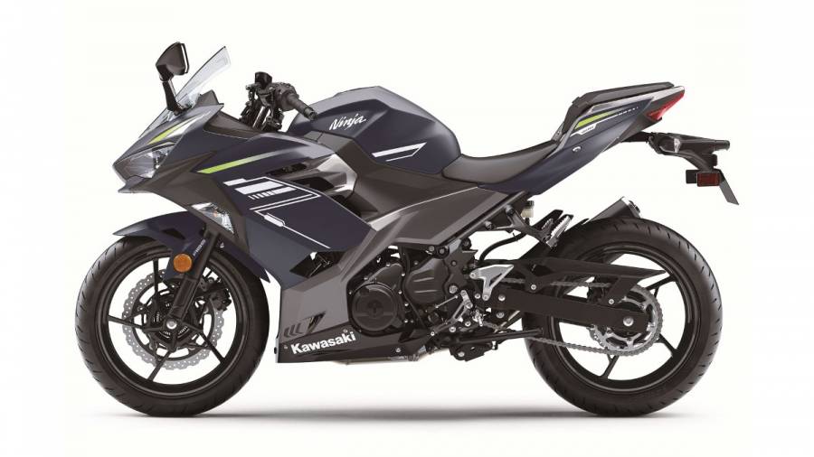 2022 Kawasaki Ninja 400 launched abroad