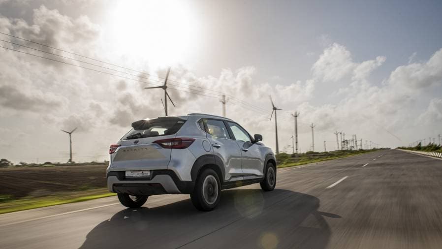 The Nissan Magnite was a great companion on the long, straight highways that stretch along the Gujarat coast from Porbandar to Dwarka.