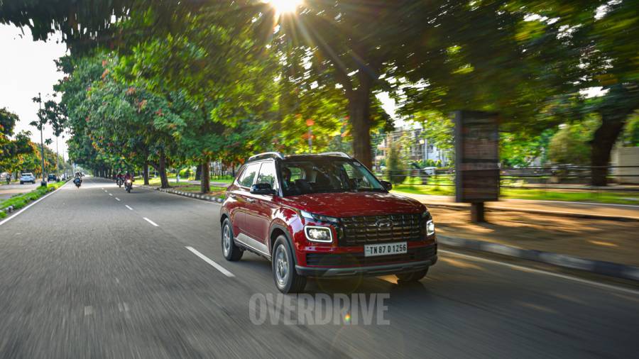 Price comparison: Tata Nexon vs Kia Sonet vs Maruti Suzuki Brezza vs Hyundai Venue vs Mahindra XUV300