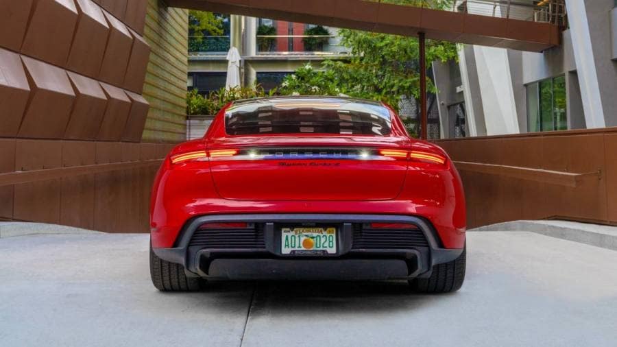 Spec comparison: Mercedes-AMG EQS 53 Vs Porsche Taycan Turbo