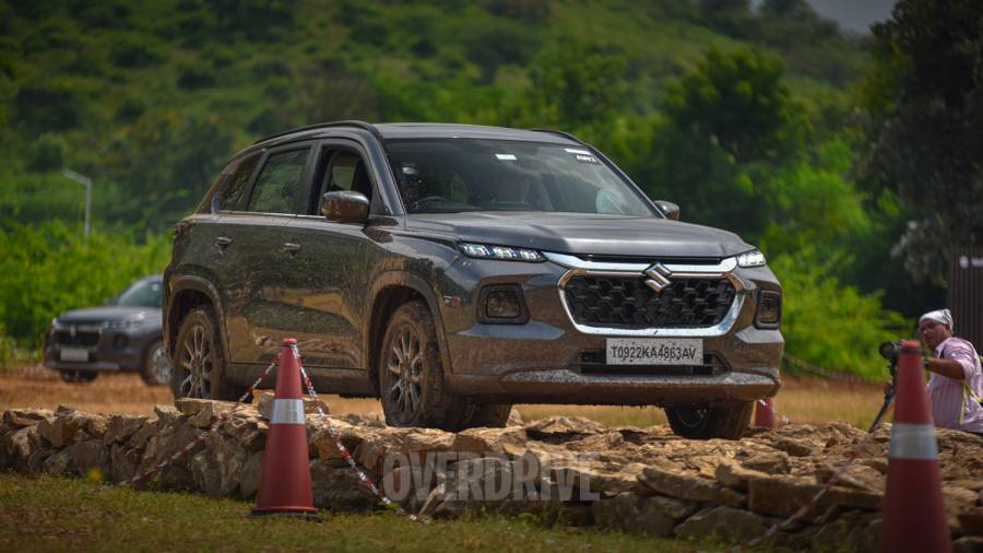 Top 5 cheapest compact SUVs in India