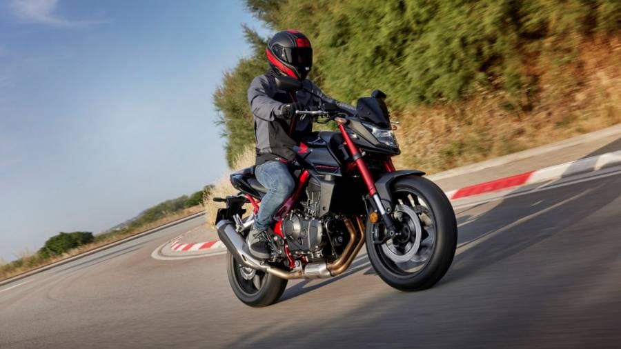 Honda's 2023 CB750 Hornet revealed at Intermot