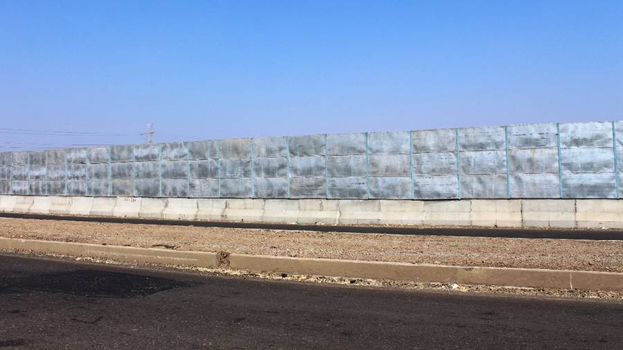 Mysterious Barriers on Highway in Madhya Pradesh
