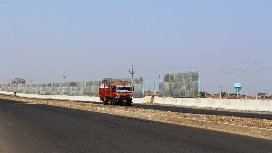 Mysterious Barriers on Highway in Madhya Pradesh