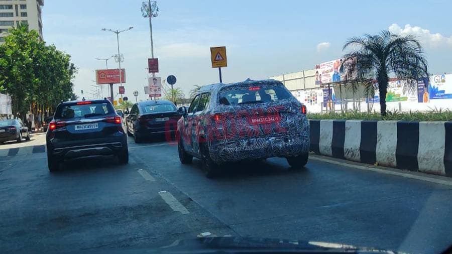 New Honda compact-SUV spotted testing again