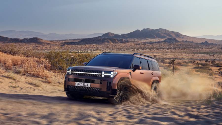 Hyundai reveals radically designed Santa Fe