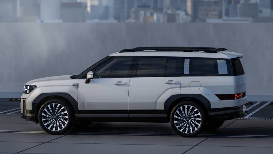 Hyundai reveals radically designed Santa Fe