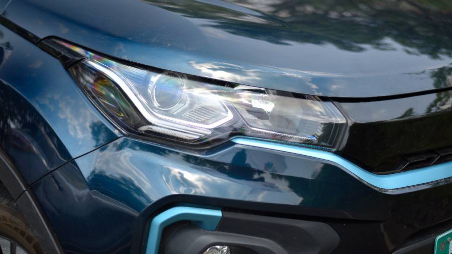 Why Are Many Modern Car Headlights Ineffective In Indian Driving Conditions?