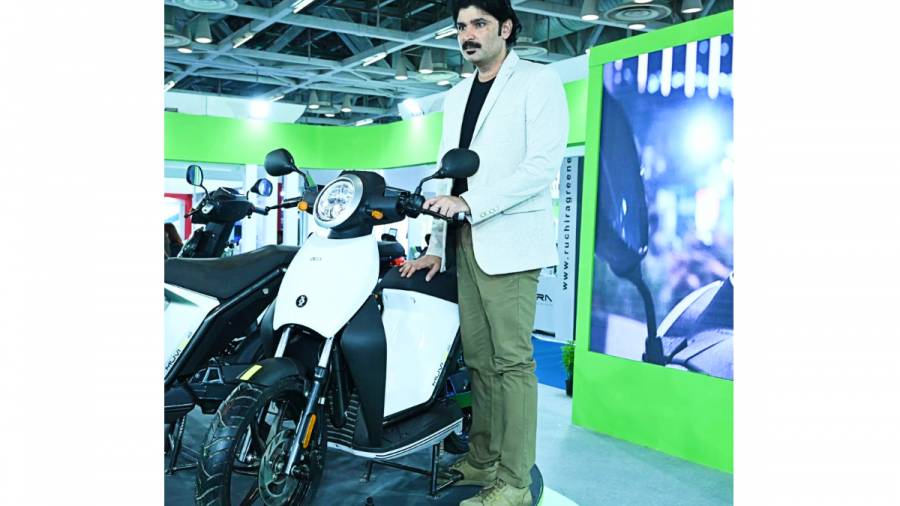 Acer and eBikeGo introduce Acer Muvi 125 4G electric scooter