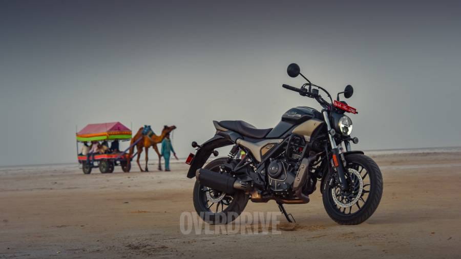 Hero commences deliveries of Mavrick 440 in India