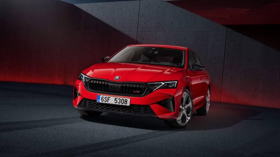 Skoda Octavia facelift breaks cover