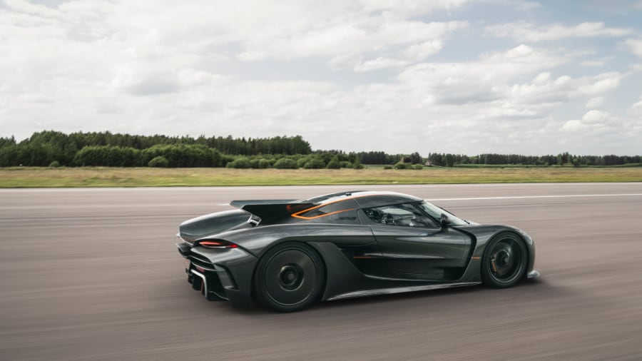 Koenigsegg Jesko Absolut shatters the 0 to 400 to 0 kmph record