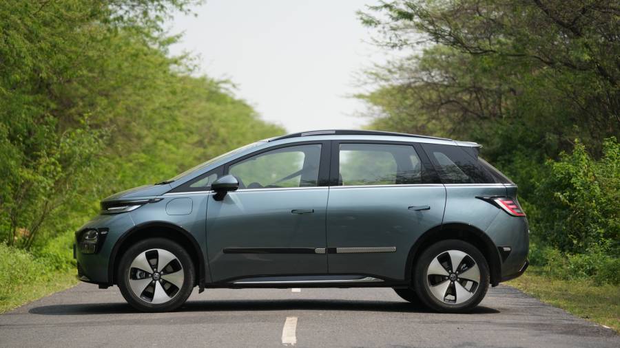 MG Windsor EV review, first drive - Solid Business Case