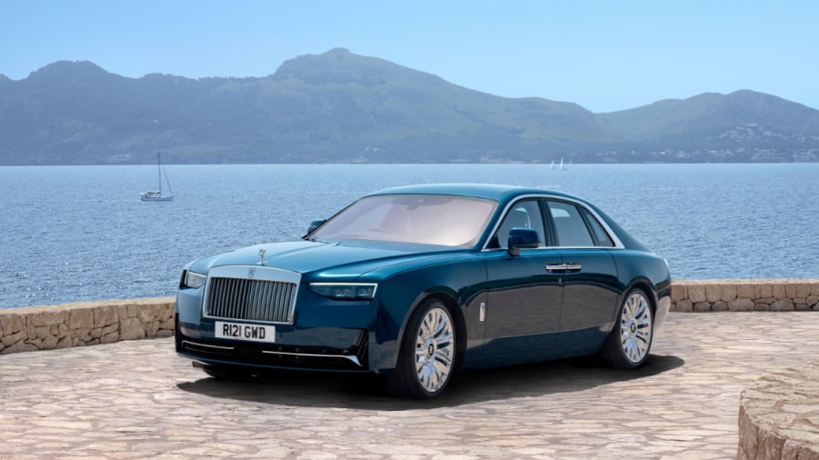 Rolls Royce Ghost Series II makes global debut