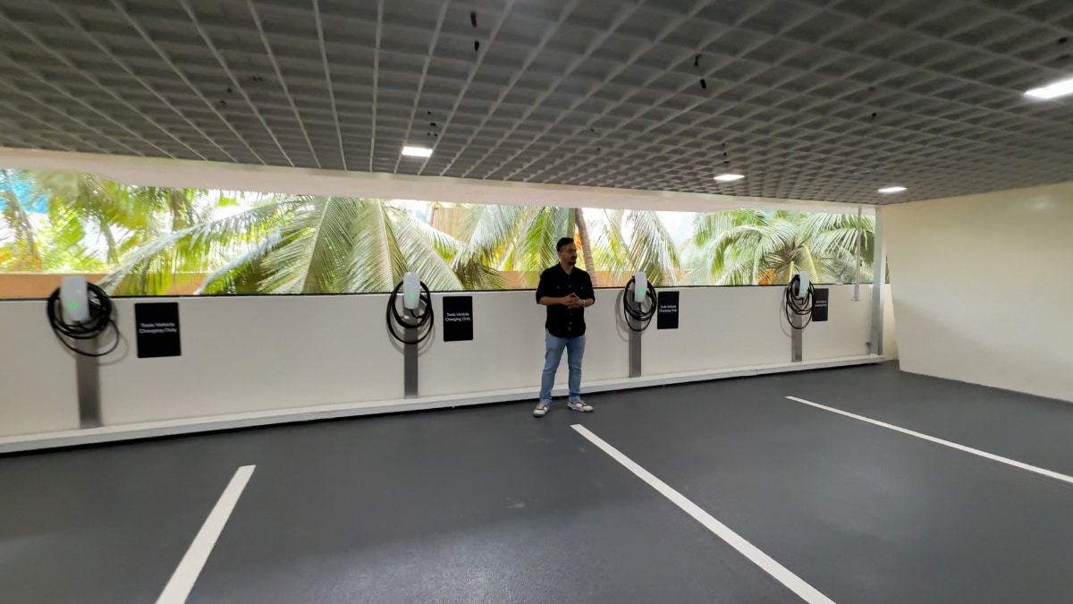 Tesla Launches the First Supercharger in India at Mumbai BKC