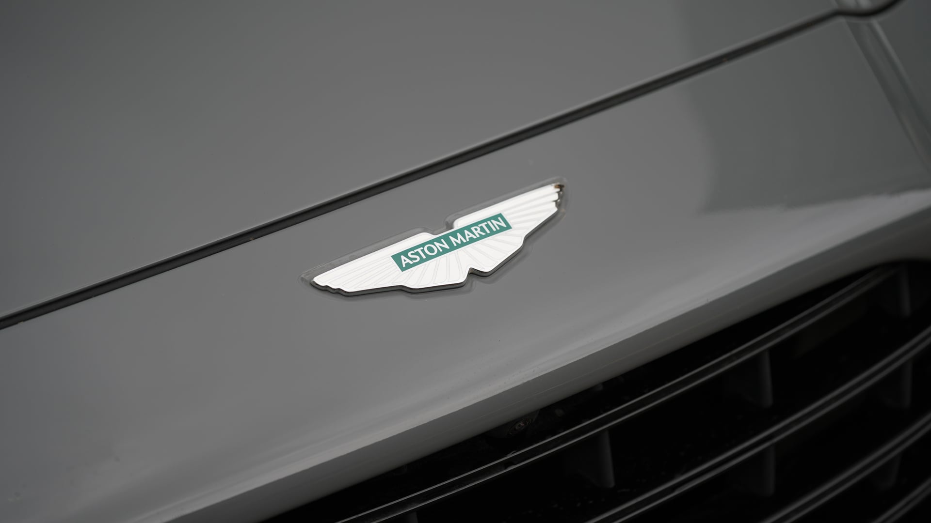 2025 Aston Martin DBX 707 Review. The Devil Wears Alcantara!