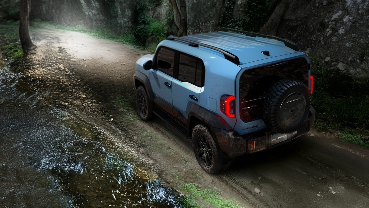 Toyota Land Cruiser FJ debuts at Japan Mobility Show 2025