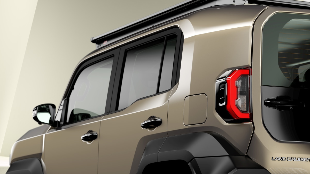 Toyota Land Cruiser FJ debuts at Japan Mobility Show 2025