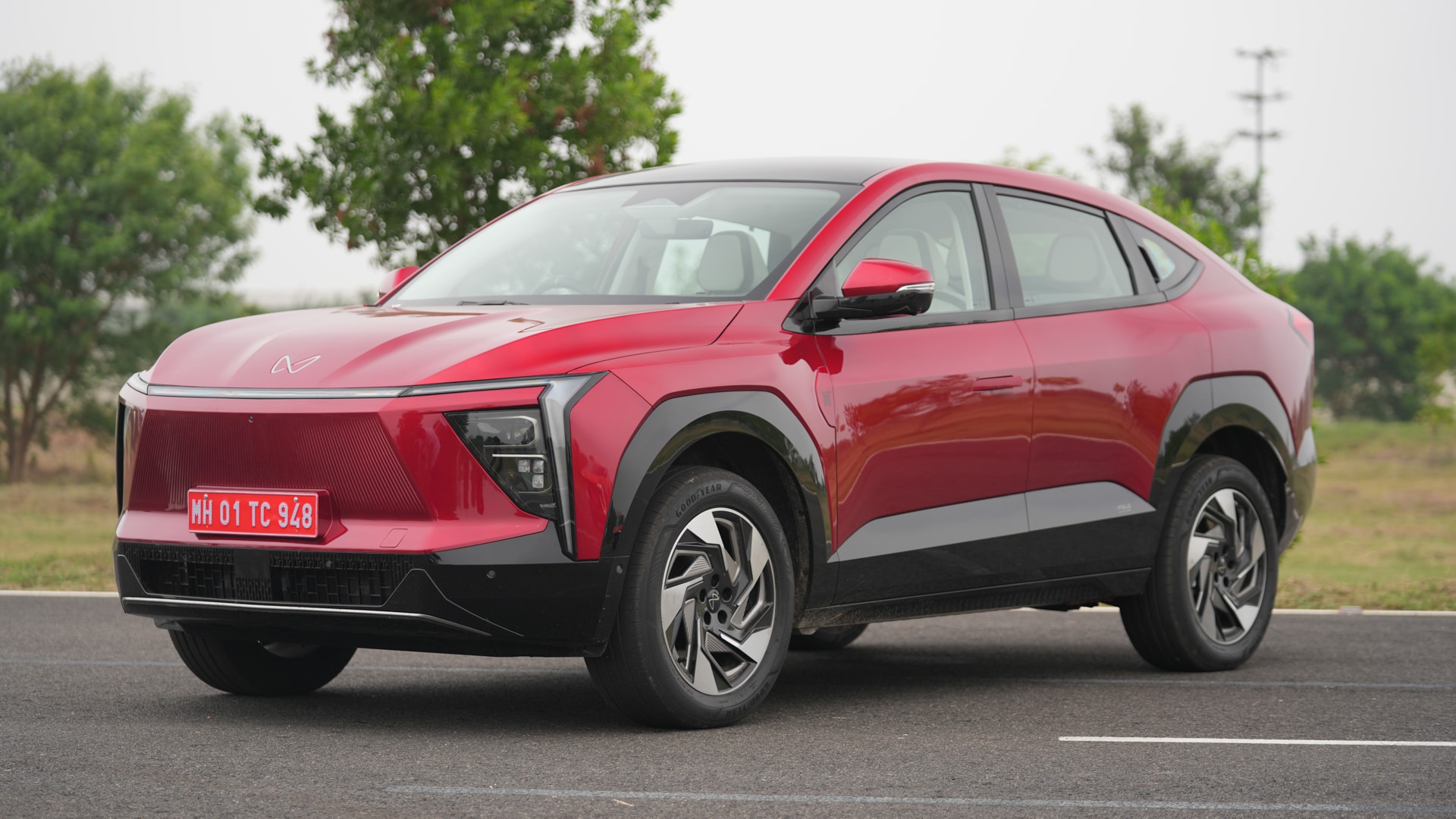 Mahindra XEV 9e wins Green Car Award 2026 at ICOTY 2026