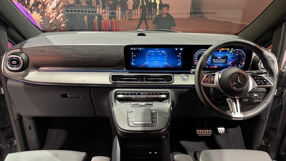 First Look: 2026 Mercedes-Benz V-Class ELWB