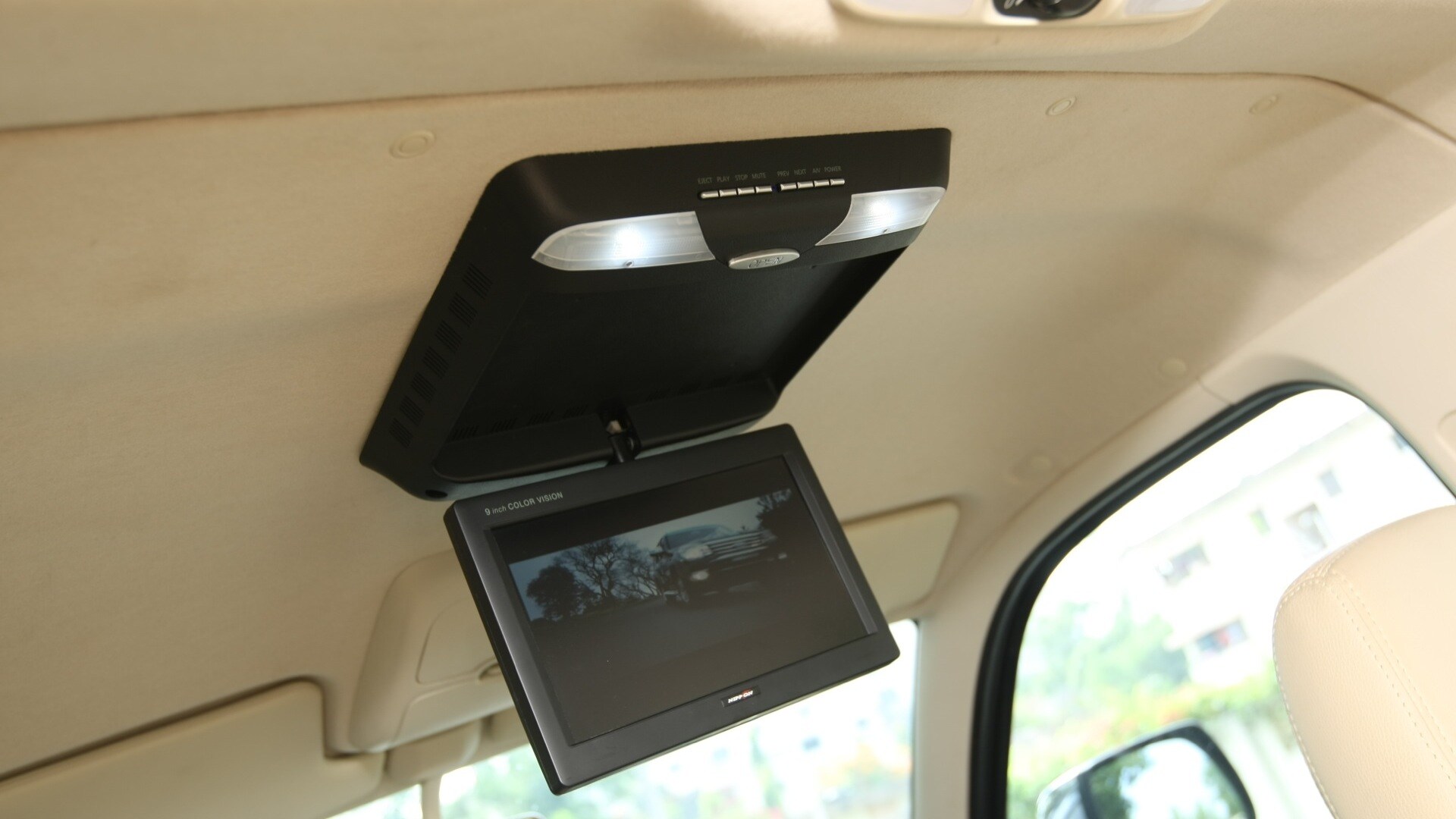 Ford-Endeavour-2012-TDCi-4x2-2-5-XLT-Interior