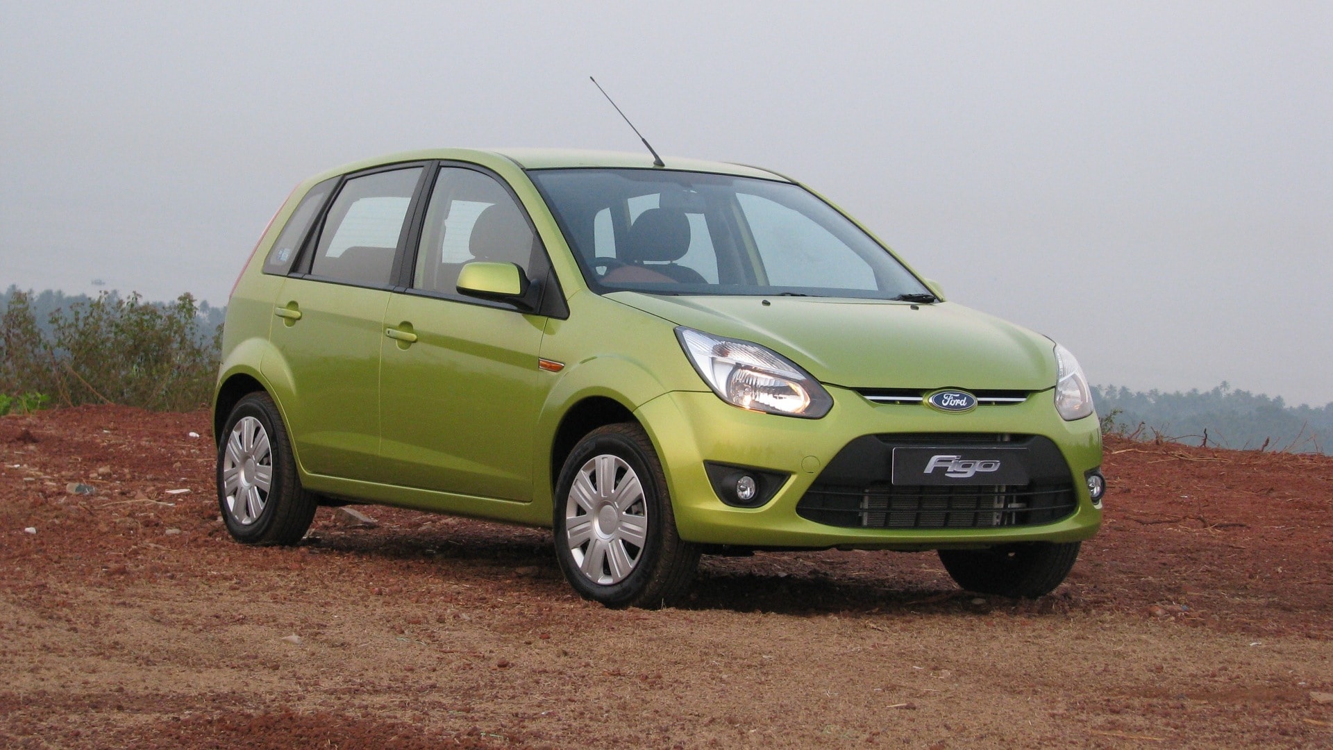 Ford-Figo-2013-1-2-Duratec-LXI-Exterior